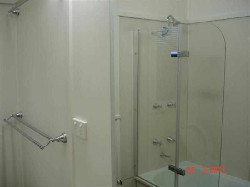 20 Haig Street, Wynnum West QLD 4178