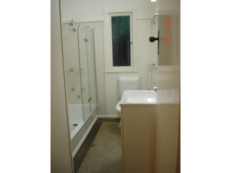 20 Haig Street, Wynnum West QLD 4178