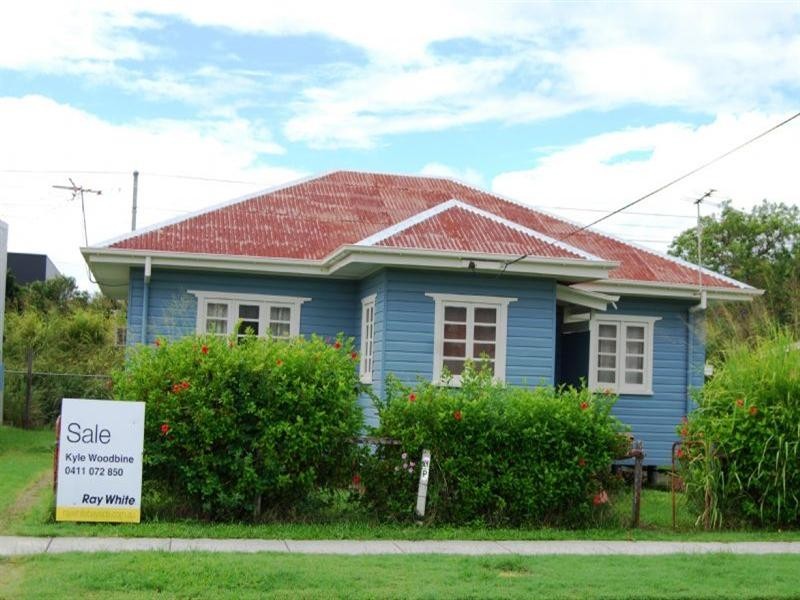 80 Andrew Street, Wynnum QLD 4178