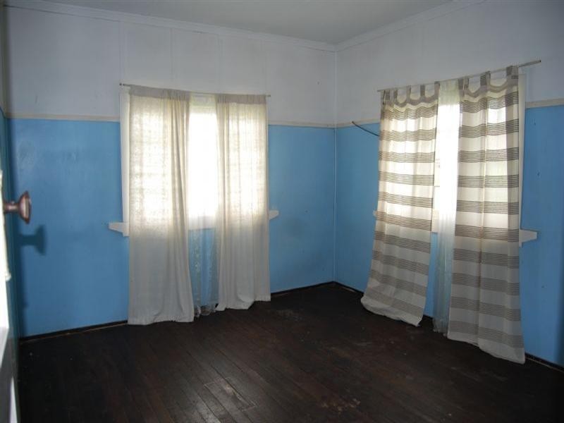 80 Andrew Street, Wynnum QLD 4178