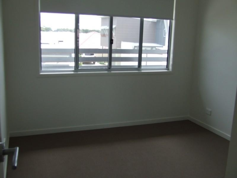 18/22 Cola Street, Wynnum West QLD 4178