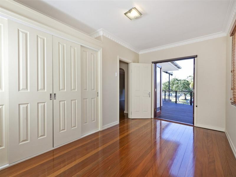 115 Wynnum Esplanade, Wynnum QLD 4178