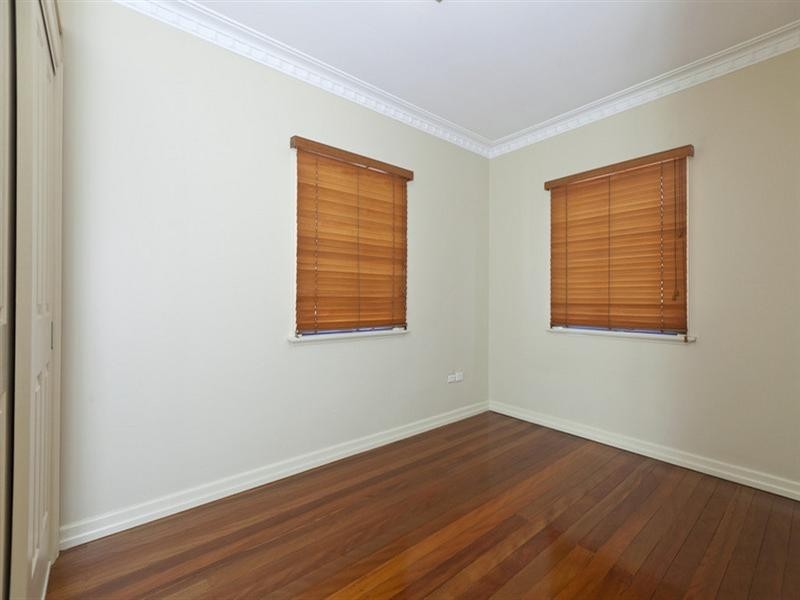 115 Wynnum Esplanade, Wynnum QLD 4178