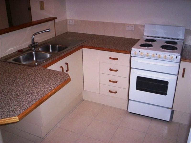 3/41 Glenora Street, Wynnum QLD 4178