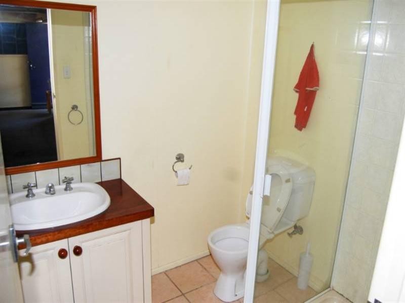 12 Meron Street, Wynnum West QLD 4178