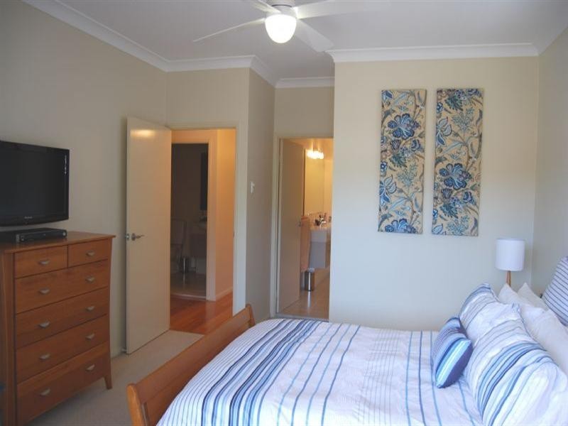 48 Boswell Terrace, Wynnum QLD 4178