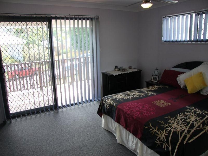 23 Rodney Street, Wynnum West QLD 4178