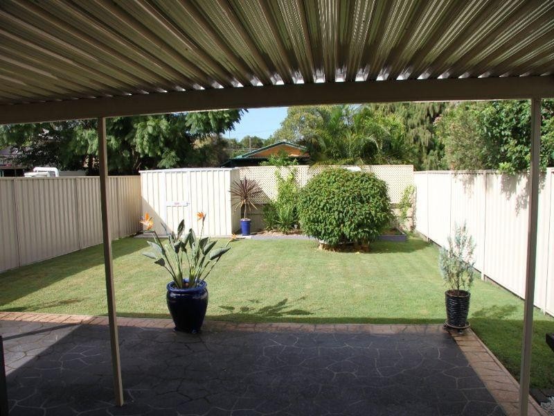 23 Rodney Street, Wynnum West QLD 4178