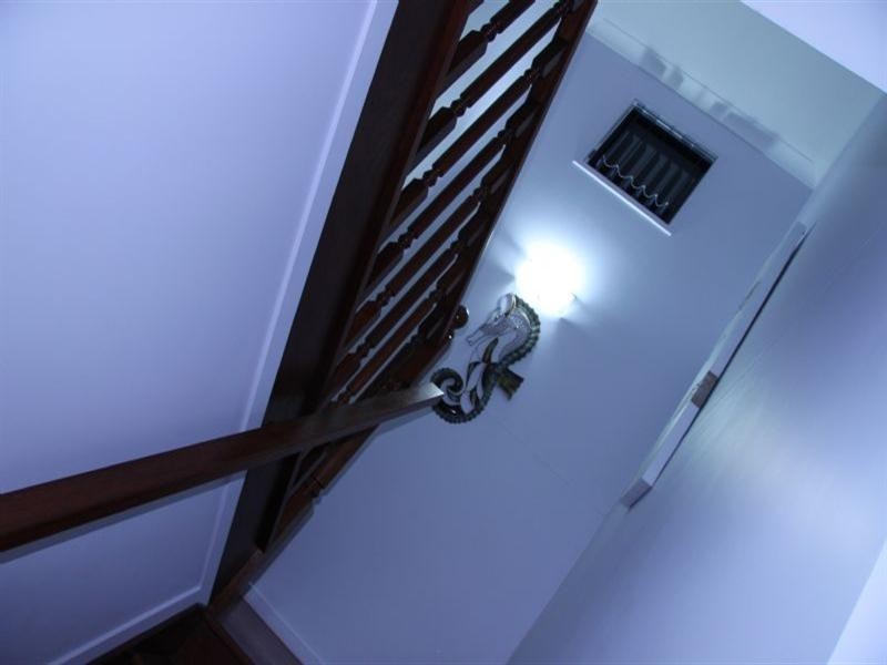 23 Rodney Street, Wynnum West QLD 4178