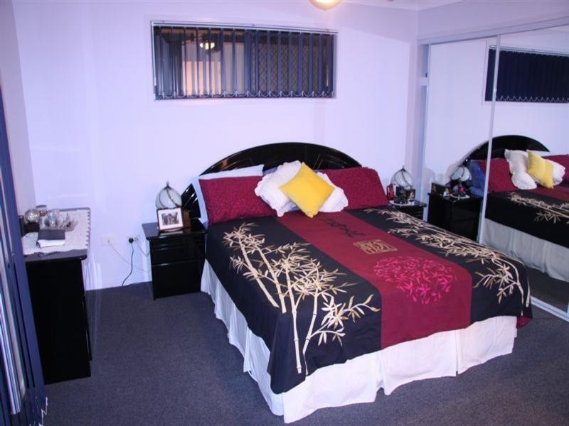 23 Rodney Street, Wynnum West QLD 4178