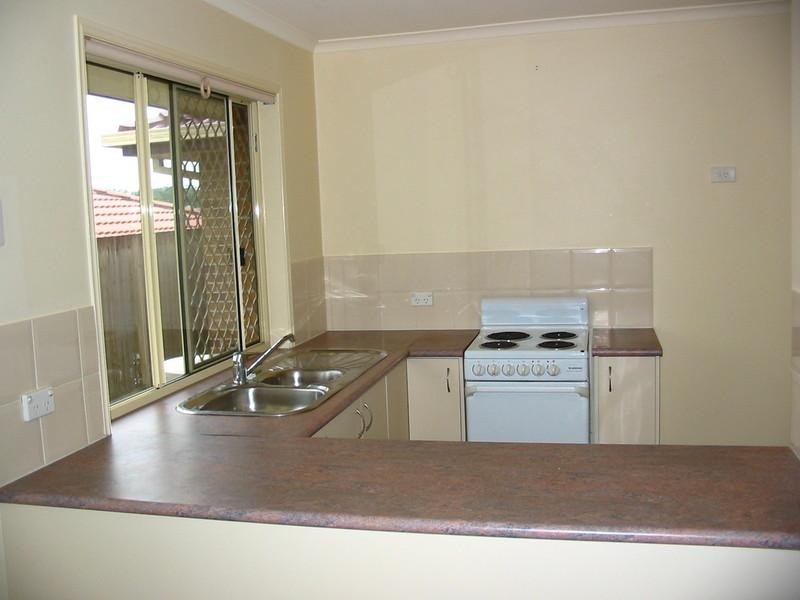 4 Magdalene Street, Wynnum QLD 4178