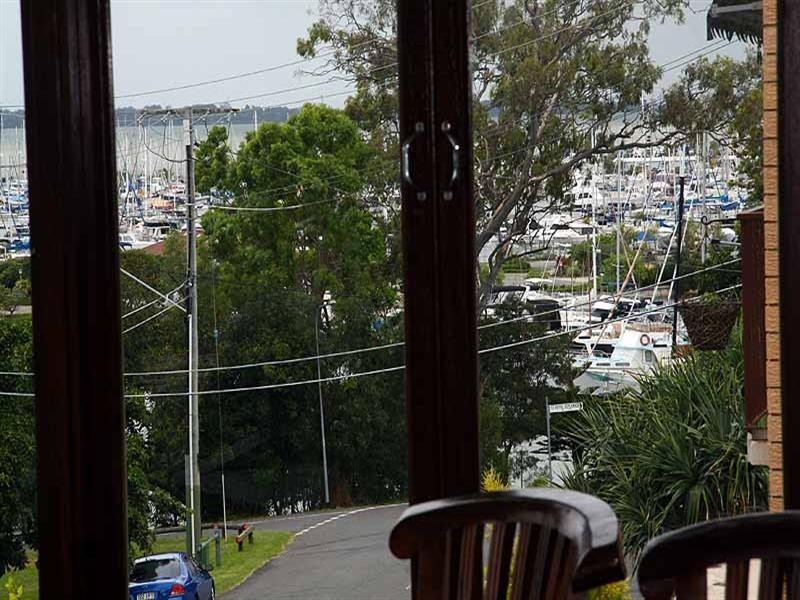 22 Benalla Street, Manly QLD 4179