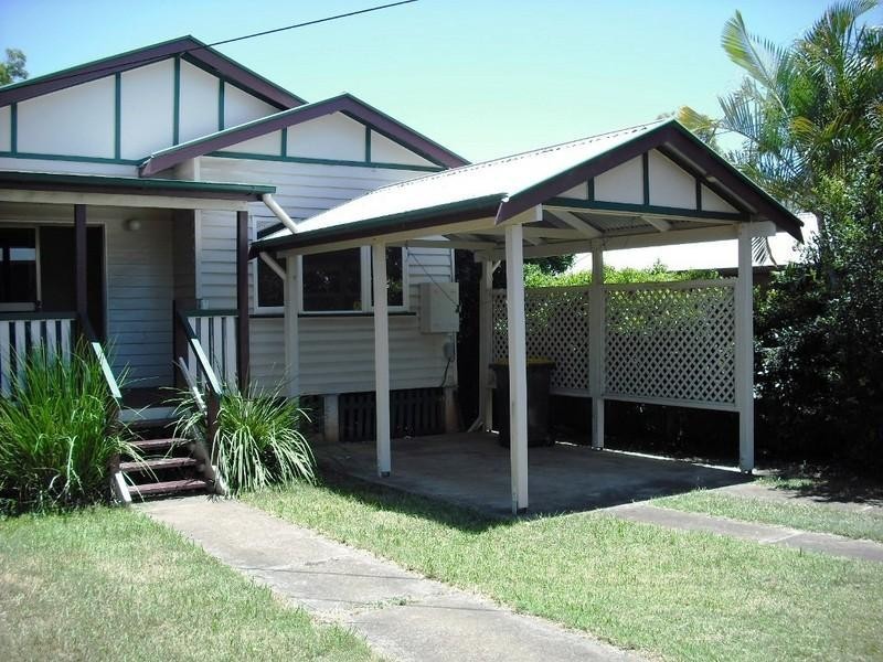 15 Bowering Street, Lota QLD 4179