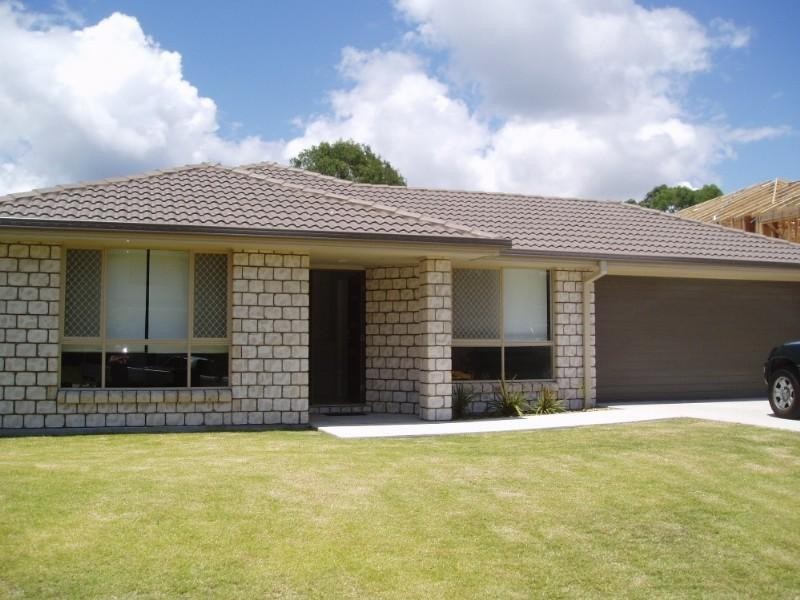 17 Baychester Place, Wakerley QLD 4154
