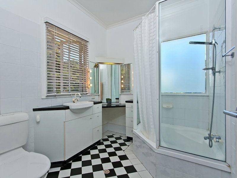 401 Wynnum North Road, Wynnum QLD 4178