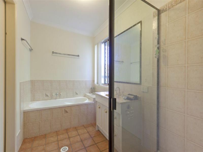 109 Torquay Crescent, Tingalpa QLD 4173