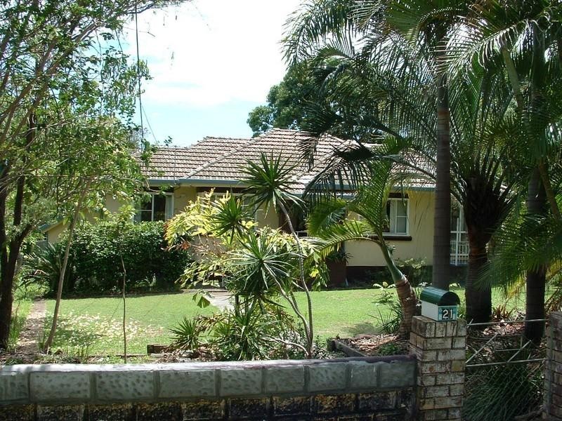 21 Sandy Camp Road, Wynnum QLD 4178