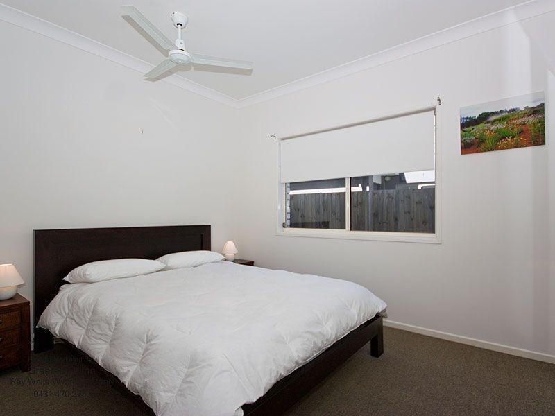 69 Daisy Road, Manly West QLD 4179