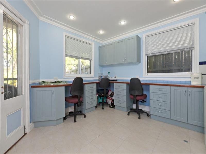 16 Moreton Avenue, Wynnum QLD 4178