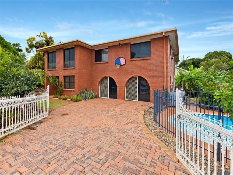 2 Barramundi Street, Manly West QLD 4179