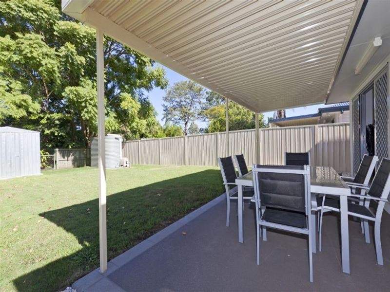 25 Rodney Street, Wynnum West QLD 4178