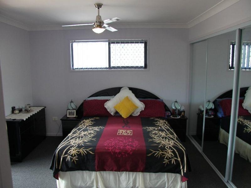 23 Rodney Street, Wynnum West QLD 4178