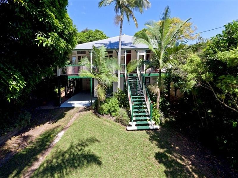 39 Wood Street, Manly QLD 4179