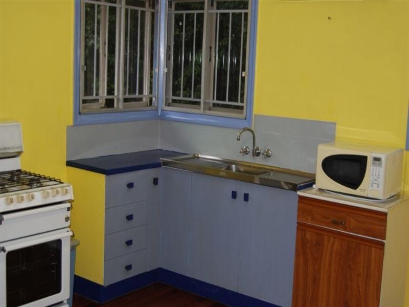 49 Waterview Avenue, Wynnum QLD 4178