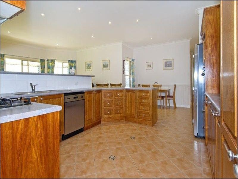 124 Petersen Street, Wynnum QLD 4178