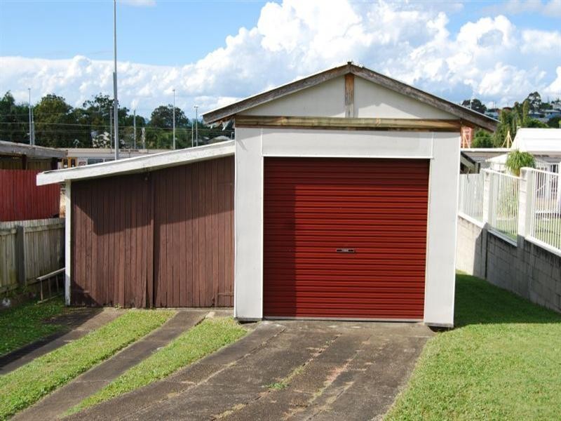 29 Gordon Parade, Manly QLD 4179