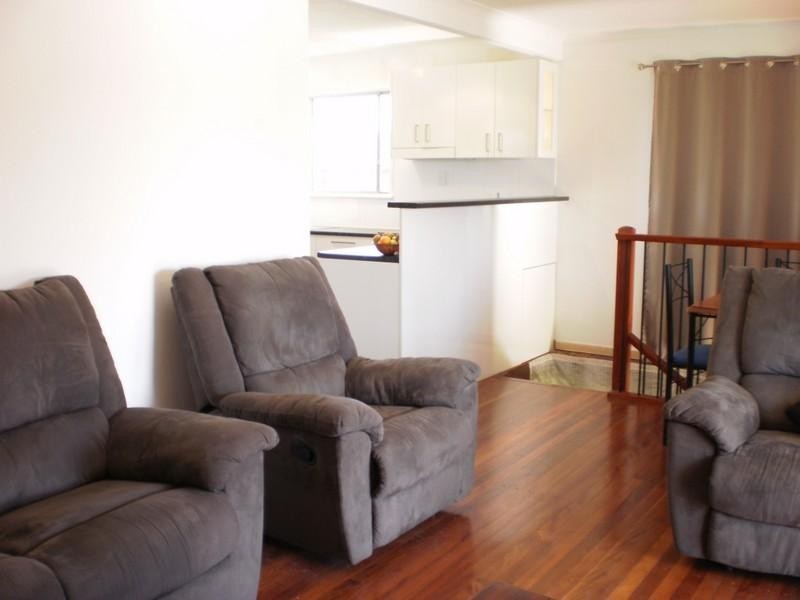 2 Tantani Street, Manly West QLD 4179