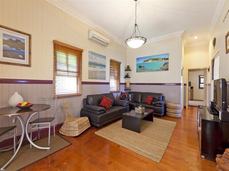 18 Hindes Street, Lota QLD 4179