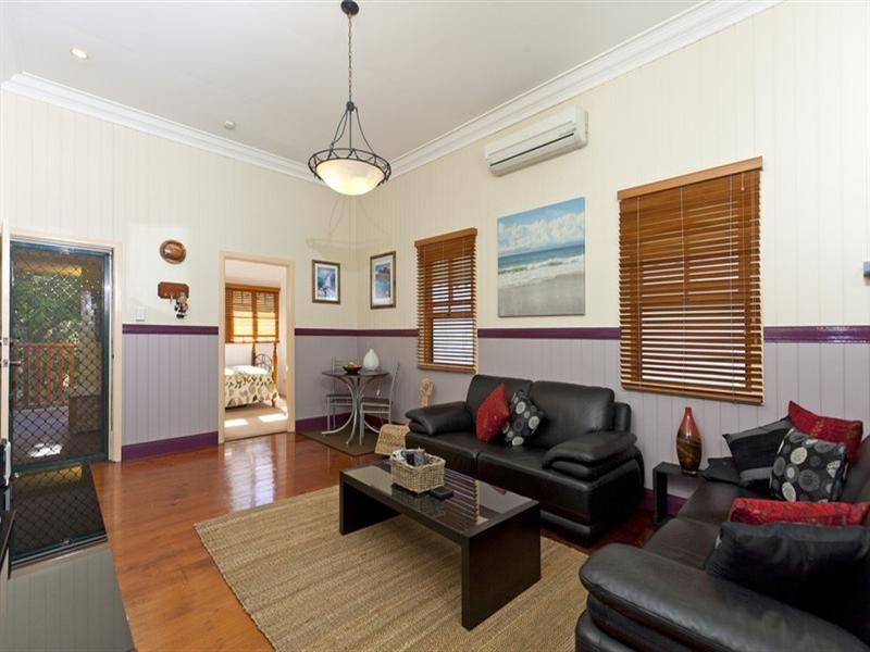 18 Hindes Street, Lota QLD 4179