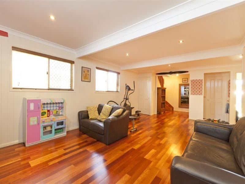 49 Cobar Street, Lota QLD 4179