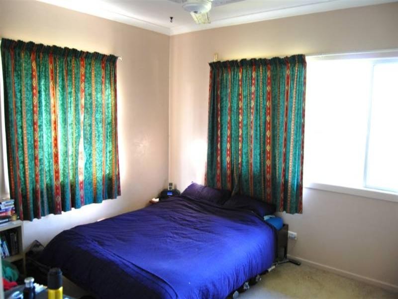 209 Sibley Road, Wynnum West QLD 4178