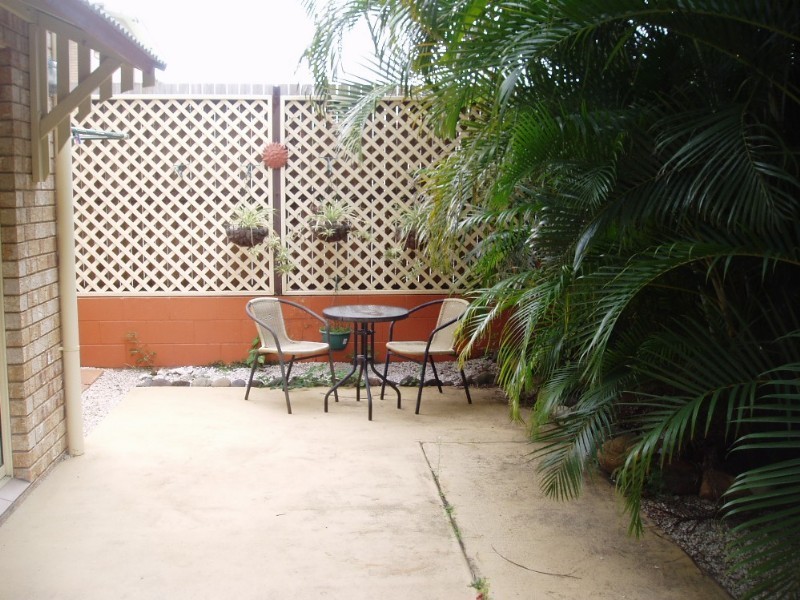 99 Akonna Street, Wynnum QLD 4178