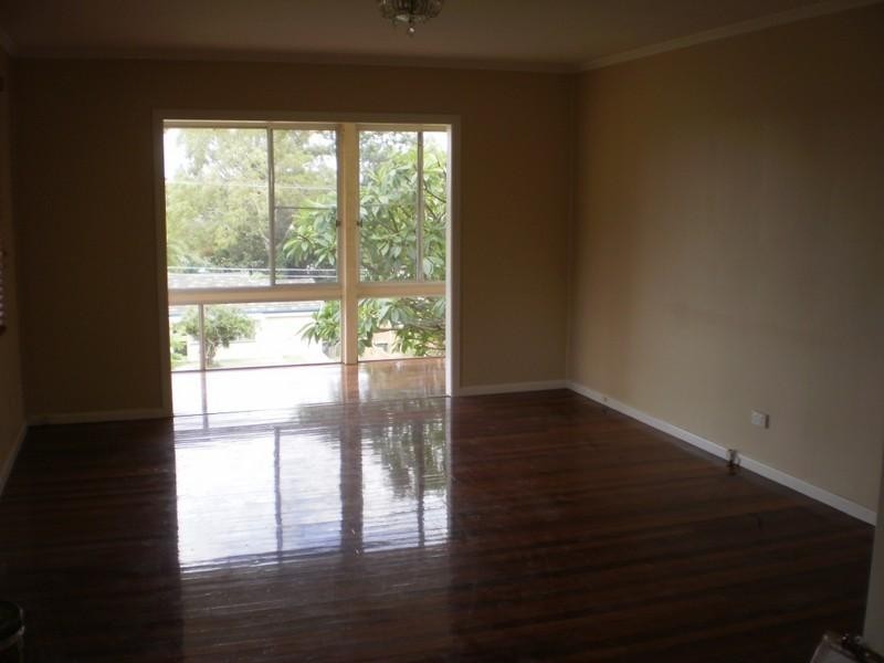 37 Hannam Street, Wynnum QLD 4178