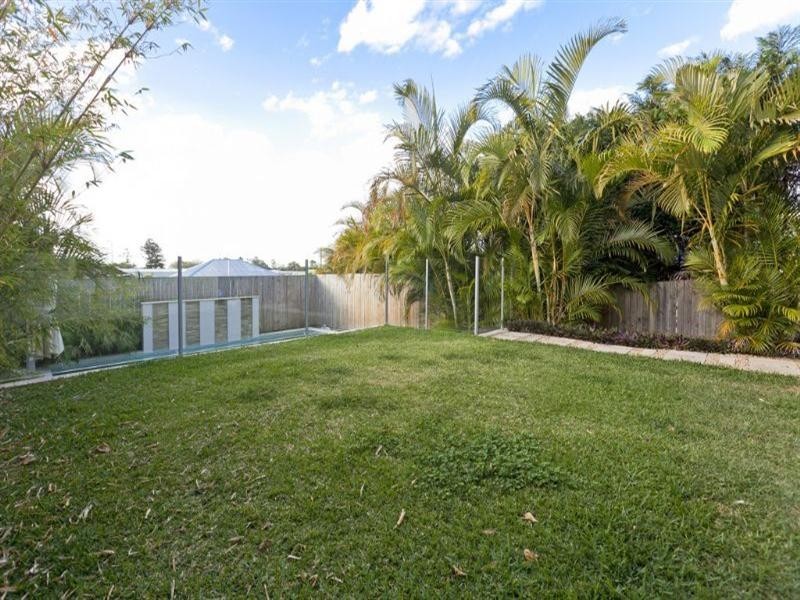 97 Waterview Avenue, Wynnum QLD 4178
