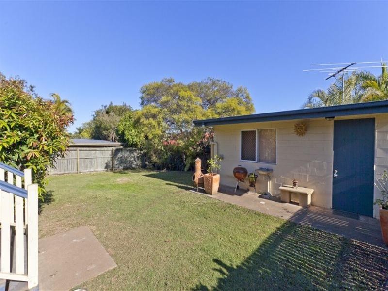 29 Wondall Road, Wynnum West QLD 4178