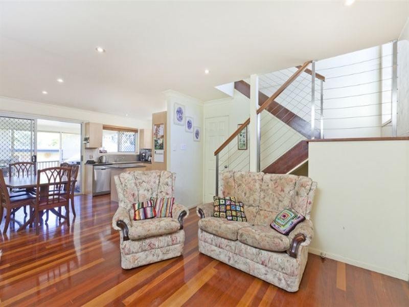 29 Wondall Road, Wynnum West QLD 4178