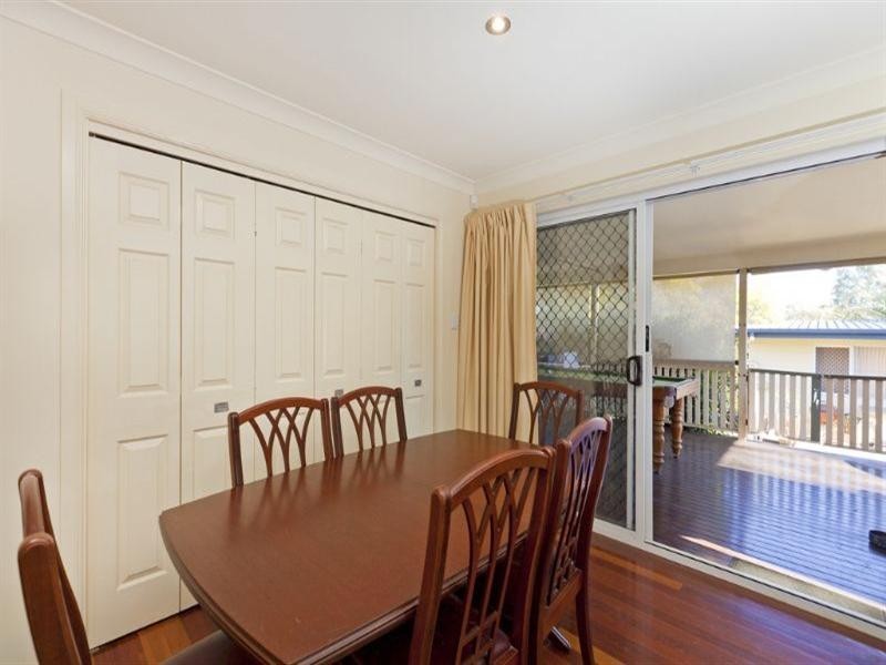 29 Wondall Road, Wynnum West QLD 4178