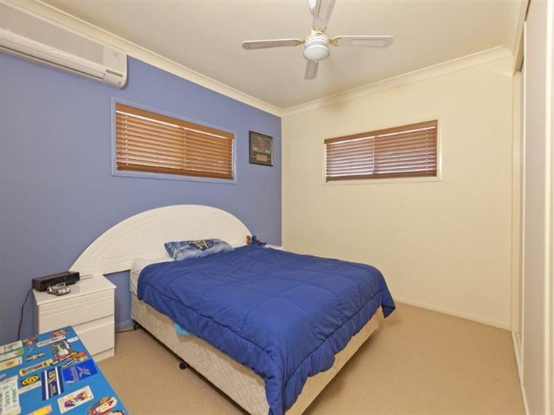 29 Wondall Road, Wynnum West QLD 4178