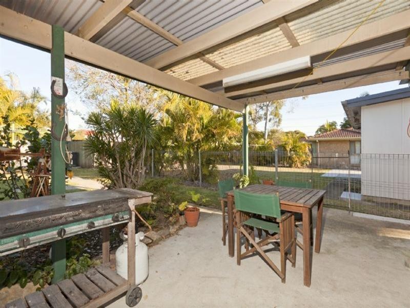 82 West Avenue, Wynnum QLD 4178