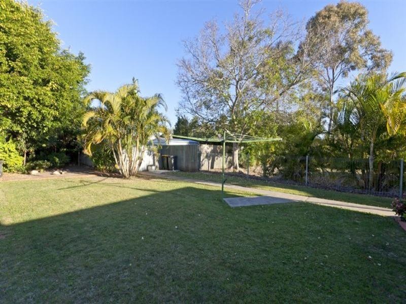 82 West Avenue, Wynnum QLD 4178