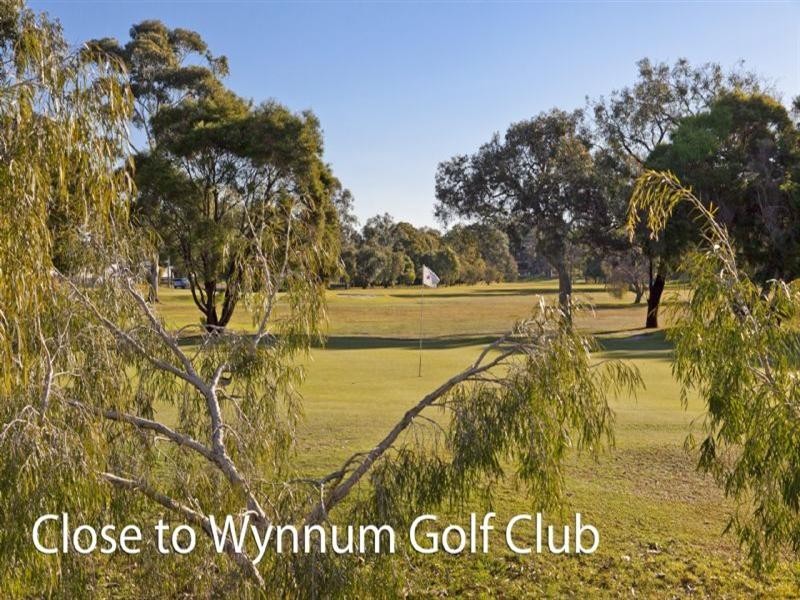 82 West Avenue, Wynnum QLD 4178