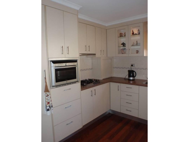 16 Kingswood Street, Manly West QLD 4179