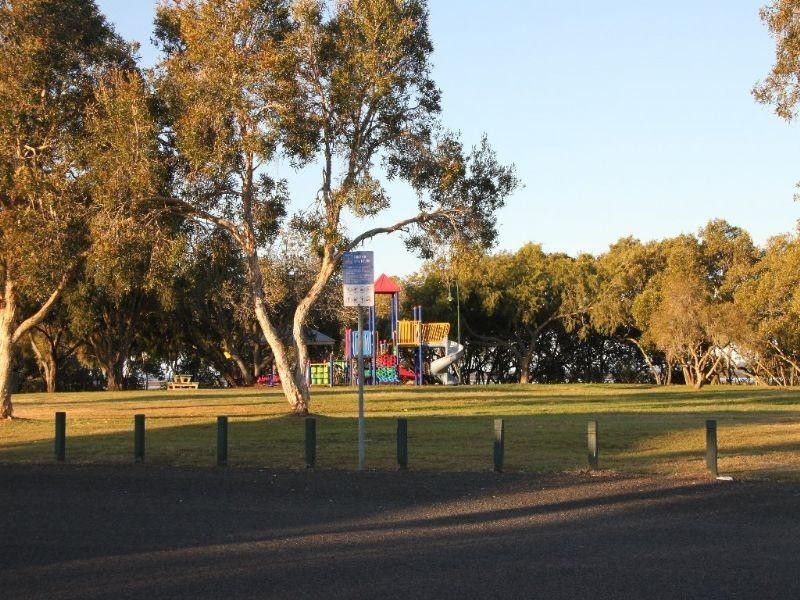 13 Cobar Street, Lota QLD 4179