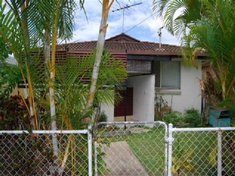 22A Walnut Street, Wynnum QLD 4178