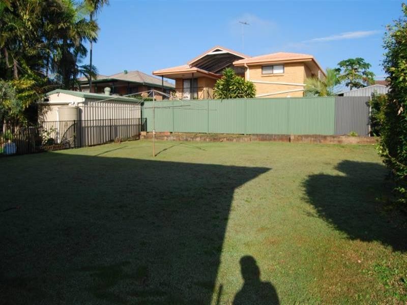 16 Bonniebrae Street, Wynnum West QLD 4178