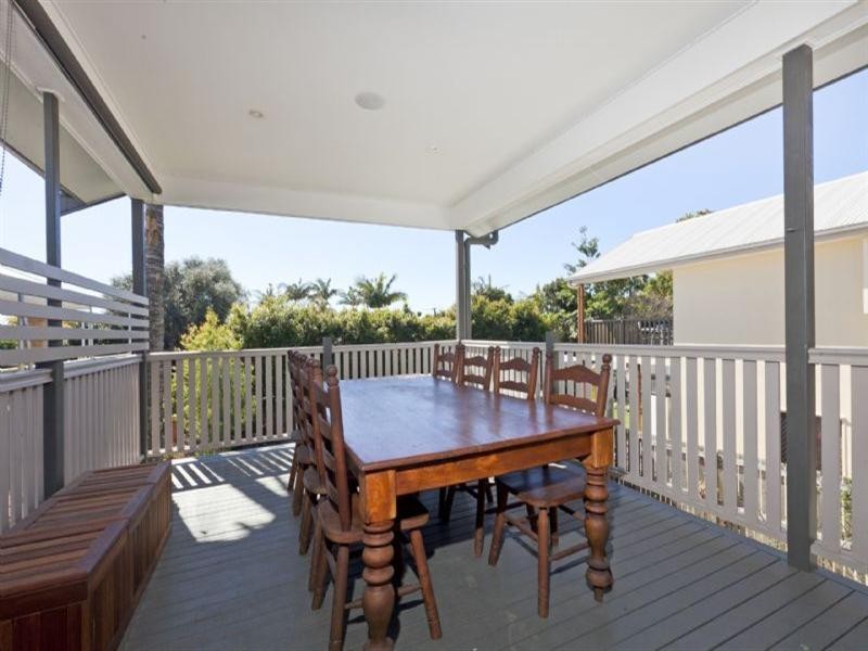 23 Carnation Road, Manly West QLD 4179